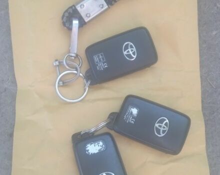 Черный Тойота Авенсис, объемом двигателя 2 л и пробегом 297 тыс. км за 261 $, фото 10 на Automoto.ua