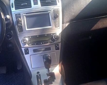 Черный Тойота Авенсис, объемом двигателя 1.8 л и пробегом 297 тыс. км за 10900 $, фото 4 на Automoto.ua