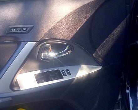 Черный Тойота Авенсис, объемом двигателя 1.8 л и пробегом 297 тыс. км за 10900 $, фото 8 на Automoto.ua