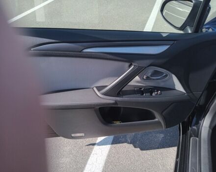 Чорний Тойота Авенсіс, об'ємом двигуна 2 л та пробігом 238 тис. км за 13600 $, фото 3 на Automoto.ua