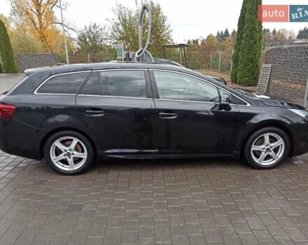 Черный Тойота Авенсис, объемом двигателя 1.6 л и пробегом 120 тыс. км за 13500 $, фото 3 на Automoto.ua