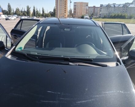 Чорний Тойота Авенсіс, об'ємом двигуна 2 л та пробігом 238 тис. км за 13600 $, фото 4 на Automoto.ua