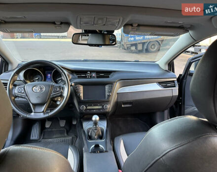 Черный Тойота Авенсис, объемом двигателя 2 л и пробегом 272 тыс. км за 11999 $, фото 1 на Automoto.ua