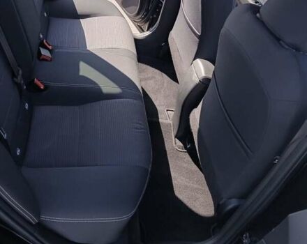 Чорний Тойота Авенсіс, об'ємом двигуна 2 л та пробігом 239 тис. км за 15500 $, фото 19 на Automoto.ua