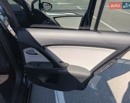 Чорний Тойота Авенсіс, об'ємом двигуна 2 л та пробігом 239 тис. км за 15500 $, фото 18 на Automoto.ua