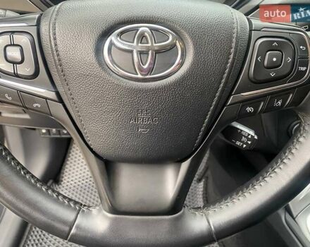 Черный Тойота Авенсис, объемом двигателя 2 л и пробегом 207 тыс. км за 12950 $, фото 76 на Automoto.ua