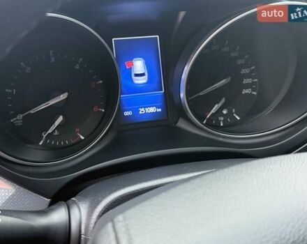 Черный Тойота Авенсис, объемом двигателя 2 л и пробегом 251 тыс. км за 13900 $, фото 12 на Automoto.ua