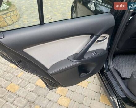 Черный Тойота Авенсис, объемом двигателя 2 л и пробегом 207 тыс. км за 12950 $, фото 42 на Automoto.ua