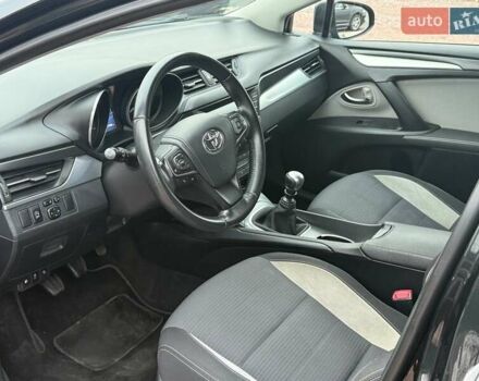 Черный Тойота Авенсис, объемом двигателя 2 л и пробегом 251 тыс. км за 13900 $, фото 10 на Automoto.ua