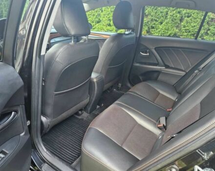 Черный Тойота Авенсис, объемом двигателя 1.8 л и пробегом 122 тыс. км за 8300 $, фото 9 на Automoto.ua