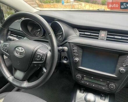 Черный Тойота Авенсис, объемом двигателя 2 л и пробегом 207 тыс. км за 12950 $, фото 64 на Automoto.ua
