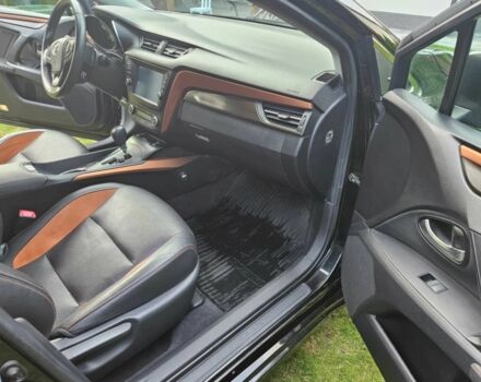 Черный Тойота Авенсис, объемом двигателя 1.8 л и пробегом 122 тыс. км за 8300 $, фото 8 на Automoto.ua