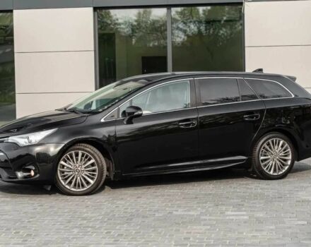 Черный Тойота Авенсис, объемом двигателя 0 л и пробегом 110 тыс. км за 12500 $, фото 4 на Automoto.ua