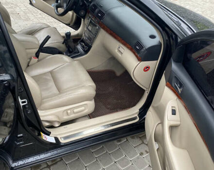 Черный Тойота Авенсис, объемом двигателя 2 л и пробегом 268 тыс. км за 5200 $, фото 10 на Automoto.ua