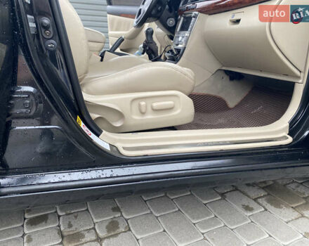 Черный Тойота Авенсис, объемом двигателя 2 л и пробегом 268 тыс. км за 5200 $, фото 12 на Automoto.ua