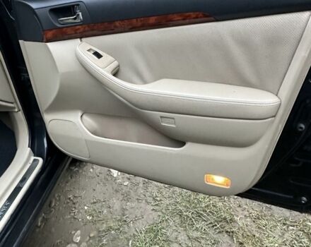 Чорний Тойота Авенсіс, об'ємом двигуна 2 л та пробігом 250 тис. км за 4700 $, фото 10 на Automoto.ua