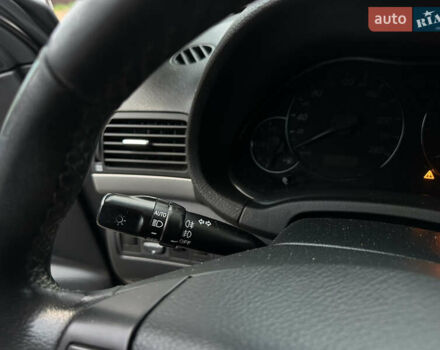 Чорний Тойота Авенсіс, об'ємом двигуна 2 л та пробігом 264 тис. км за 7500 $, фото 34 на Automoto.ua