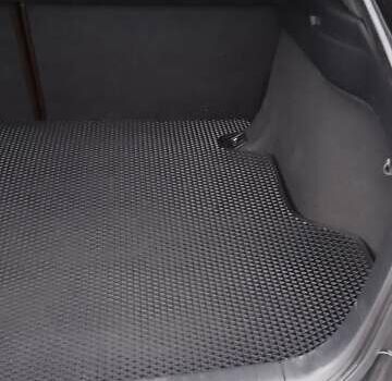 Черный Тойота Авенсис, объемом двигателя 2 л и пробегом 278 тыс. км за 6300 $, фото 22 на Automoto.ua