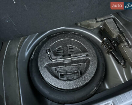 Чорний Тойота Авенсіс, об'ємом двигуна 2 л та пробігом 264 тис. км за 7500 $, фото 47 на Automoto.ua