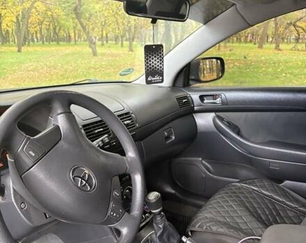 Черный Тойота Авенсис, объемом двигателя 2 л и пробегом 235 тыс. км за 6000 $, фото 7 на Automoto.ua