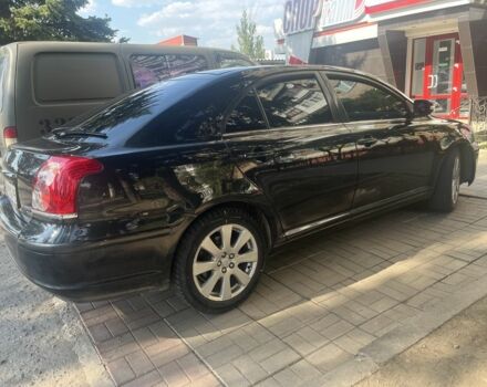 Черный Тойота Авенсис, объемом двигателя 2 л и пробегом 280 тыс. км за 7400 $, фото 1 на Automoto.ua