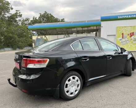 Чорний Тойота Авенсіс, об'ємом двигуна 1.6 л та пробігом 160 тис. км за 9499 $, фото 2 на Automoto.ua