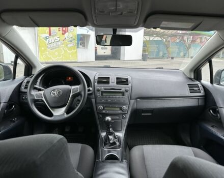 Чорний Тойота Авенсіс, об'ємом двигуна 1.6 л та пробігом 160 тис. км за 9499 $, фото 4 на Automoto.ua