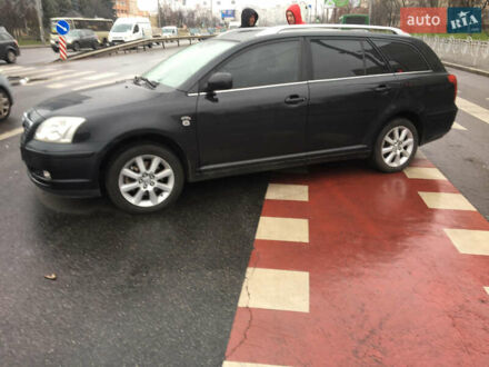 Черный Тойота Авенсис, объемом двигателя 2 л и пробегом 320 тыс. км за 3700 $, фото 1 на Automoto.ua