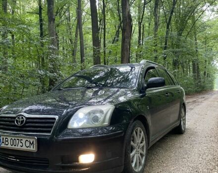 Черный Тойота Авенсис, объемом двигателя 2 л и пробегом 238 тыс. км за 5100 $, фото 1 на Automoto.ua