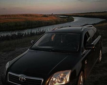 Черный Тойота Авенсис, объемом двигателя 2.2 л и пробегом 300 тыс. км за 5500 $, фото 1 на Automoto.ua