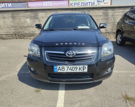 Черный Тойота Авенсис, объемом двигателя 1.8 л и пробегом 195 тыс. км за 7250 $, фото 1 на Automoto.ua