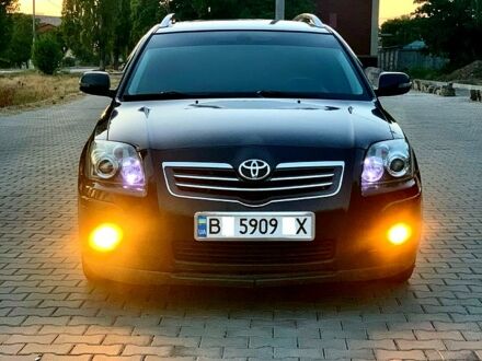 Чорний Тойота Авенсіс, об'ємом двигуна 2.2 л та пробігом 186 тис. км за 5900 $, фото 1 на Automoto.ua