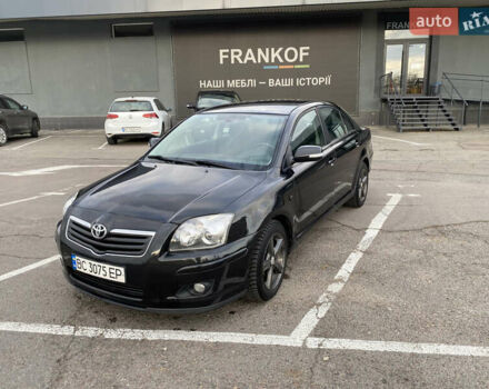 Черный Тойота Авенсис, объемом двигателя 1.8 л и пробегом 240 тыс. км за 6313 $, фото 1 на Automoto.ua