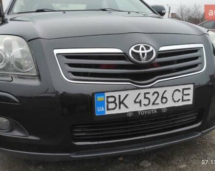 Черный Тойота Авенсис, объемом двигателя 1.79 л и пробегом 247 тыс. км за 6700 $, фото 1 на Automoto.ua