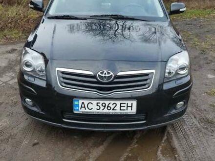 Черный Тойота Авенсис, объемом двигателя 2 л и пробегом 194 тыс. км за 8000 $, фото 1 на Automoto.ua