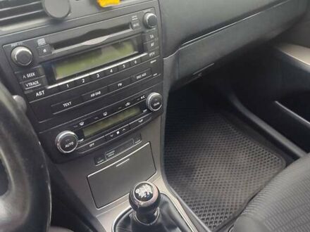 Чорний Тойота Авенсіс, об'ємом двигуна 2 л та пробігом 353 тис. км за 7600 $, фото 1 на Automoto.ua