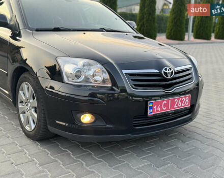 Черный Тойота Авенсис, объемом двигателя 1.8 л и пробегом 156 тыс. км за 8650 $, фото 1 на Automoto.ua