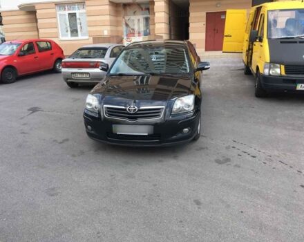 Черный Тойота Авенсис, объемом двигателя 1.8 л и пробегом 130 тыс. км за 10500 $, фото 1 на Automoto.ua