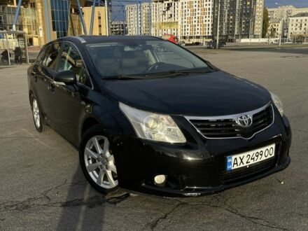 Черный Тойота Авенсис, объемом двигателя 2.2 л и пробегом 221 тыс. км за 7600 $, фото 1 на Automoto.ua