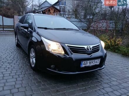 Черный Тойота Авенсис, объемом двигателя 2 л и пробегом 221 тыс. км за 7800 $, фото 1 на Automoto.ua