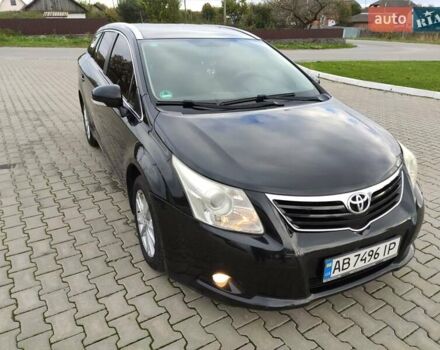 Черный Тойота Авенсис, объемом двигателя 2 л и пробегом 302 тыс. км за 8999 $, фото 1 на Automoto.ua
