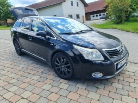 Чорний Тойота Авенсіс, об'ємом двигуна 2 л та пробігом 298 тис. км за 5784 $, фото 1 на Automoto.ua