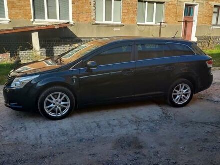Черный Тойота Авенсис, объемом двигателя 2.2 л и пробегом 283 тыс. км за 9950 $, фото 1 на Automoto.ua