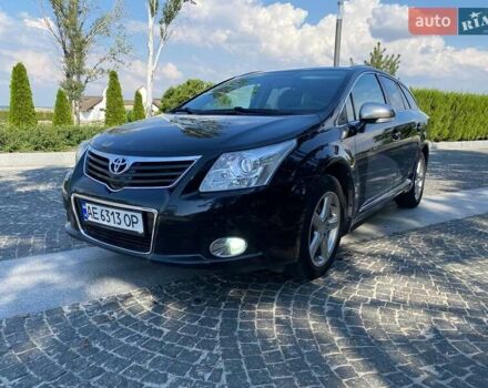 Черный Тойота Авенсис, объемом двигателя 2.2 л и пробегом 352 тыс. км за 7999 $, фото 1 на Automoto.ua