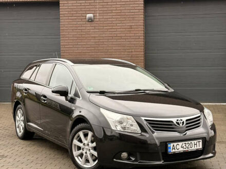 Черный Тойота Авенсис, объемом двигателя 2.2 л и пробегом 233 тыс. км за 9600 $, фото 1 на Automoto.ua