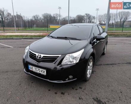 Черный Тойота Авенсис, объемом двигателя 2 л и пробегом 202 тыс. км за 10700 $, фото 1 на Automoto.ua