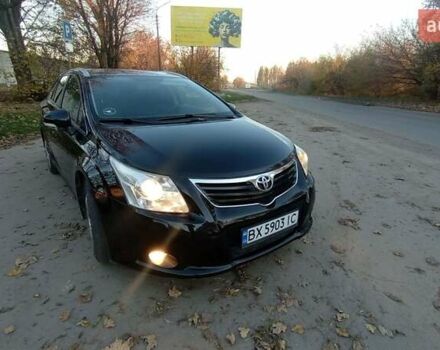 Чорний Тойота Авенсіс, об'ємом двигуна 2 л та пробігом 274 тис. км за 8399 $, фото 1 на Automoto.ua