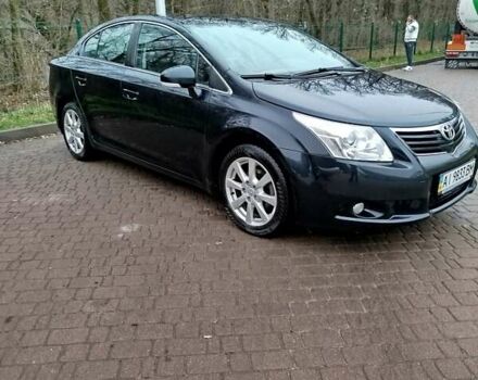 Черный Тойота Авенсис, объемом двигателя 1.99 л и пробегом 198 тыс. км за 9000 $, фото 1 на Automoto.ua