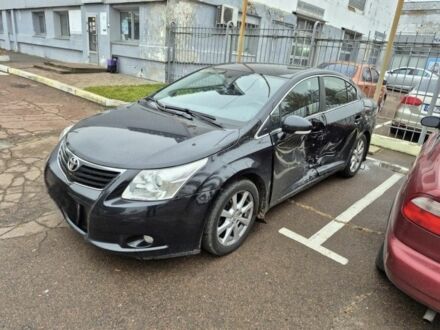 Чорний Тойота Авенсіс, об'ємом двигуна 2 л та пробігом 150 тис. км за 6000 $, фото 1 на Automoto.ua