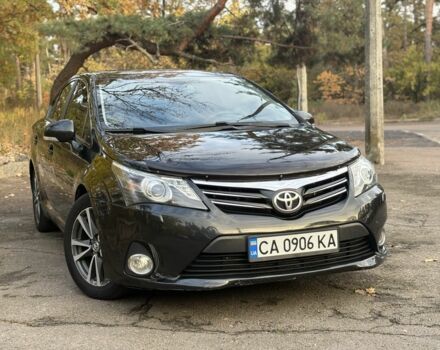 Черный Тойота Авенсис, объемом двигателя 2 л и пробегом 225 тыс. км за 10800 $, фото 1 на Automoto.ua